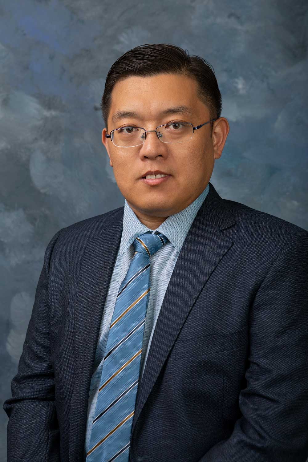 Dr. Wang Dr. Wang