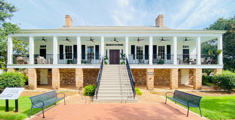 The Multicultural Leadership Center at the University of South Alabama is designed to be a welcoming, engaging, supportive and inclusive environment for students. data-lightbox='featured'