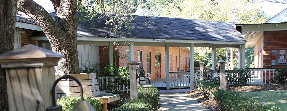 exterior view of classroom complex on Baldwin County Campus